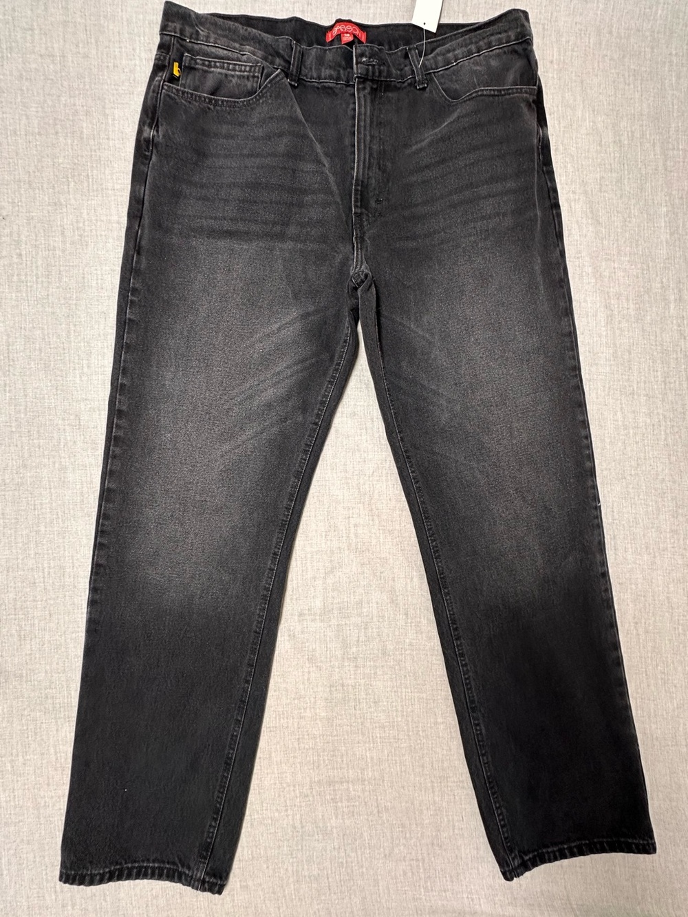 NWT Sasson Classic Straight-Leg Jeans - Size 38
